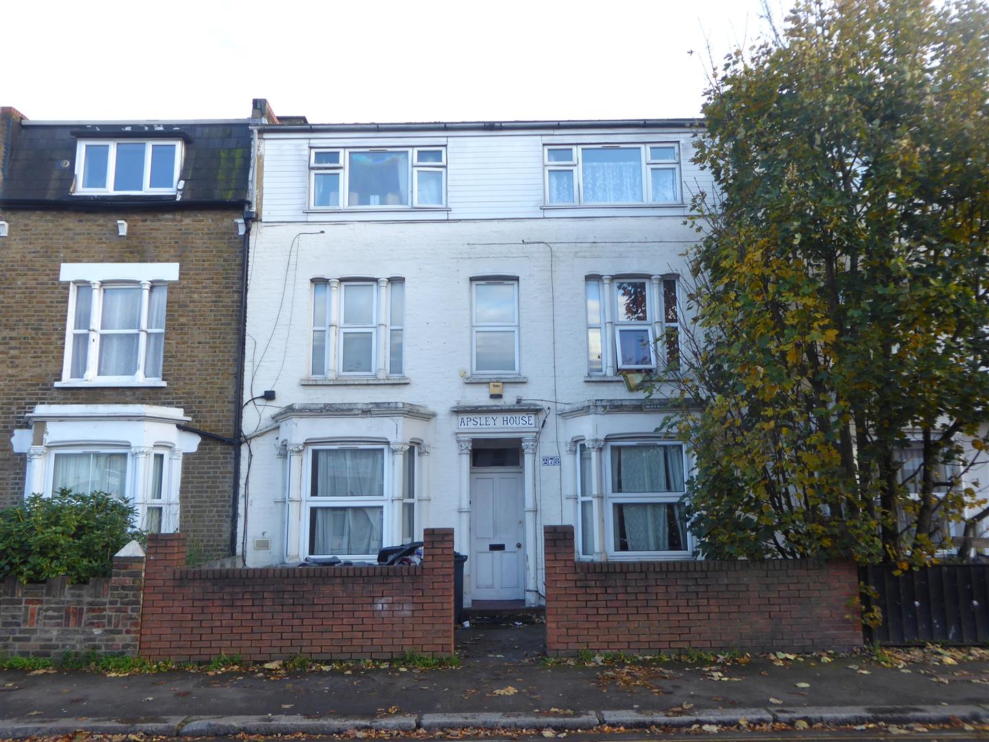 Flat E, 278, Hanworth Road, Hounslow photo 5