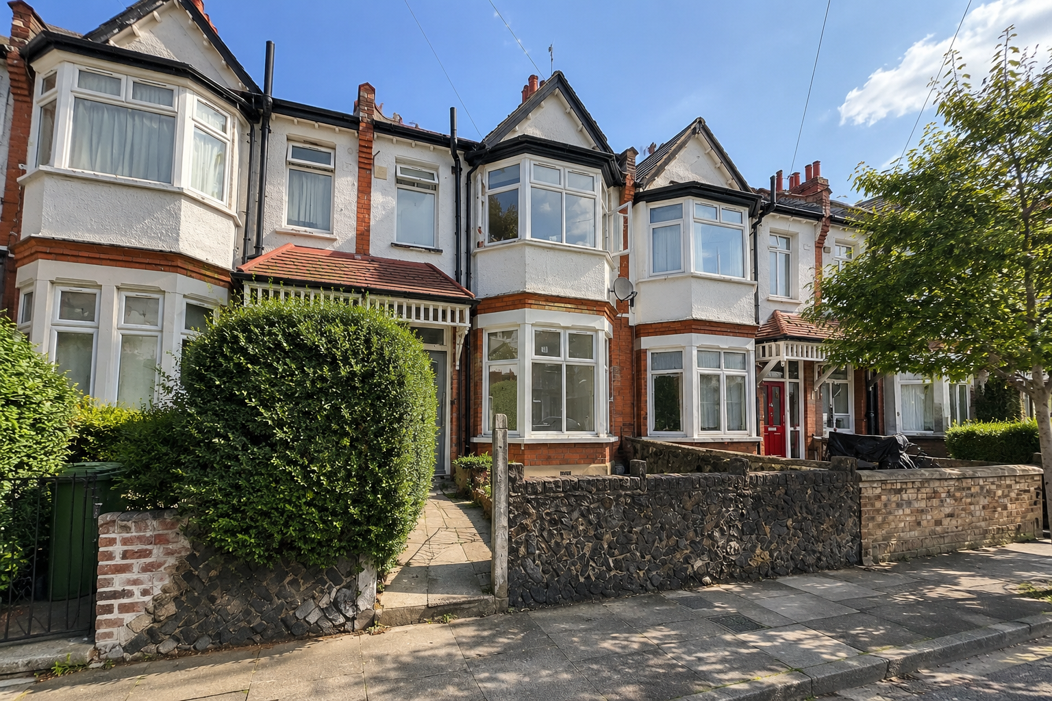 58, Lancaster Road, London photo 2
