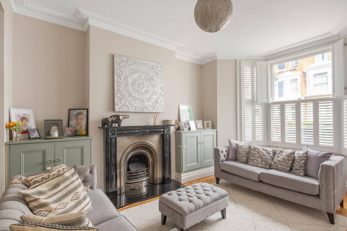 7 bedroom terraced house for sale 0