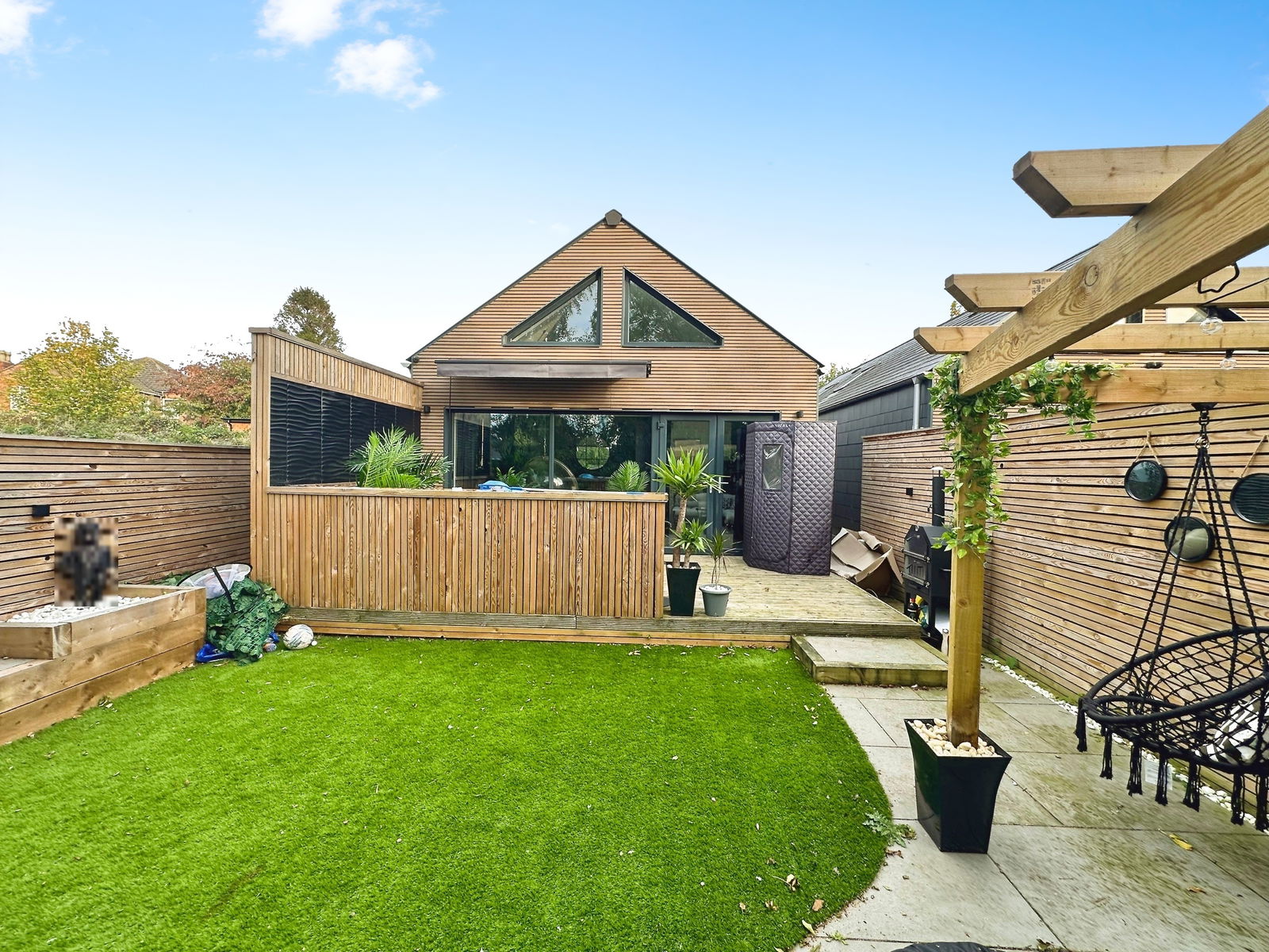 2-bed house on 2 The Villas, Rosliston Road, Derbyshire, £250,000