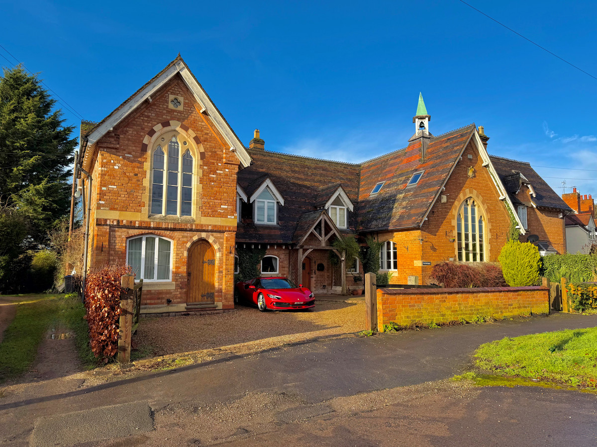 The Old School, Old Road, Stratford-upon-Avon photo 2