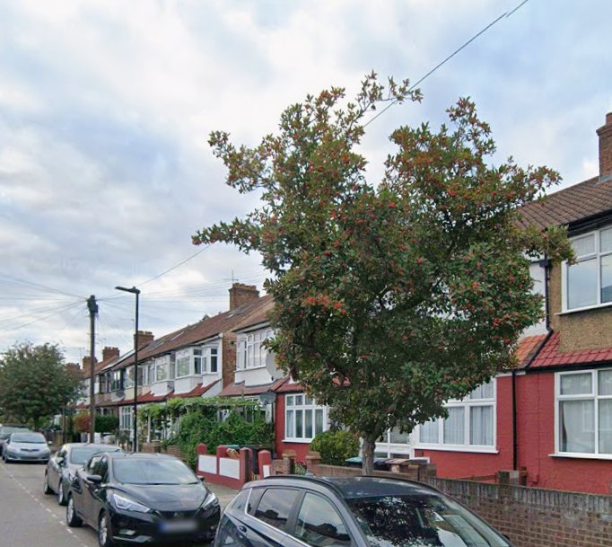 63, Carew Road, Tottenham photo 2