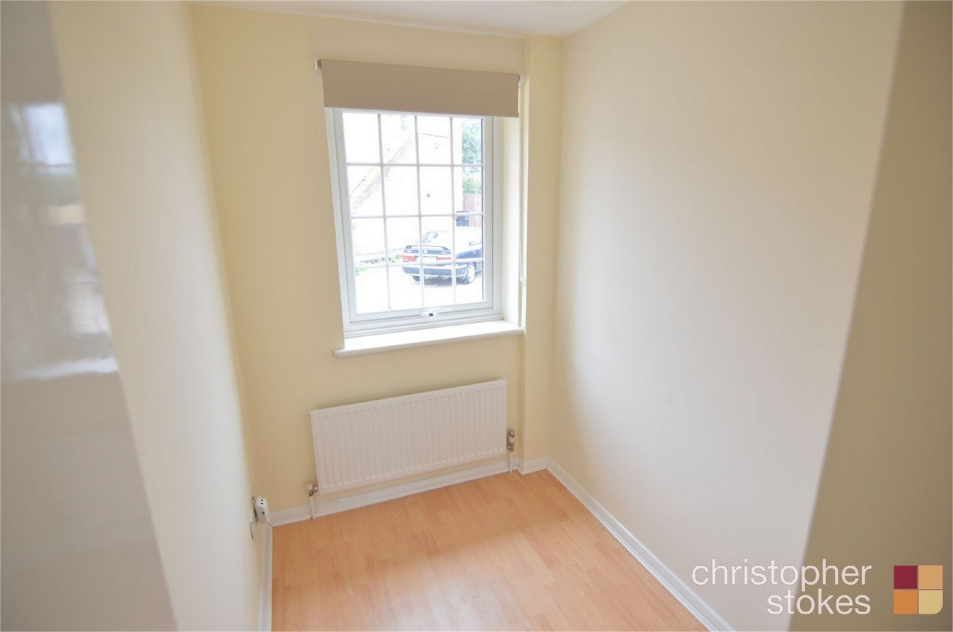 1 Bedroom Flat To Rent In Woodcote Close Cheshunt