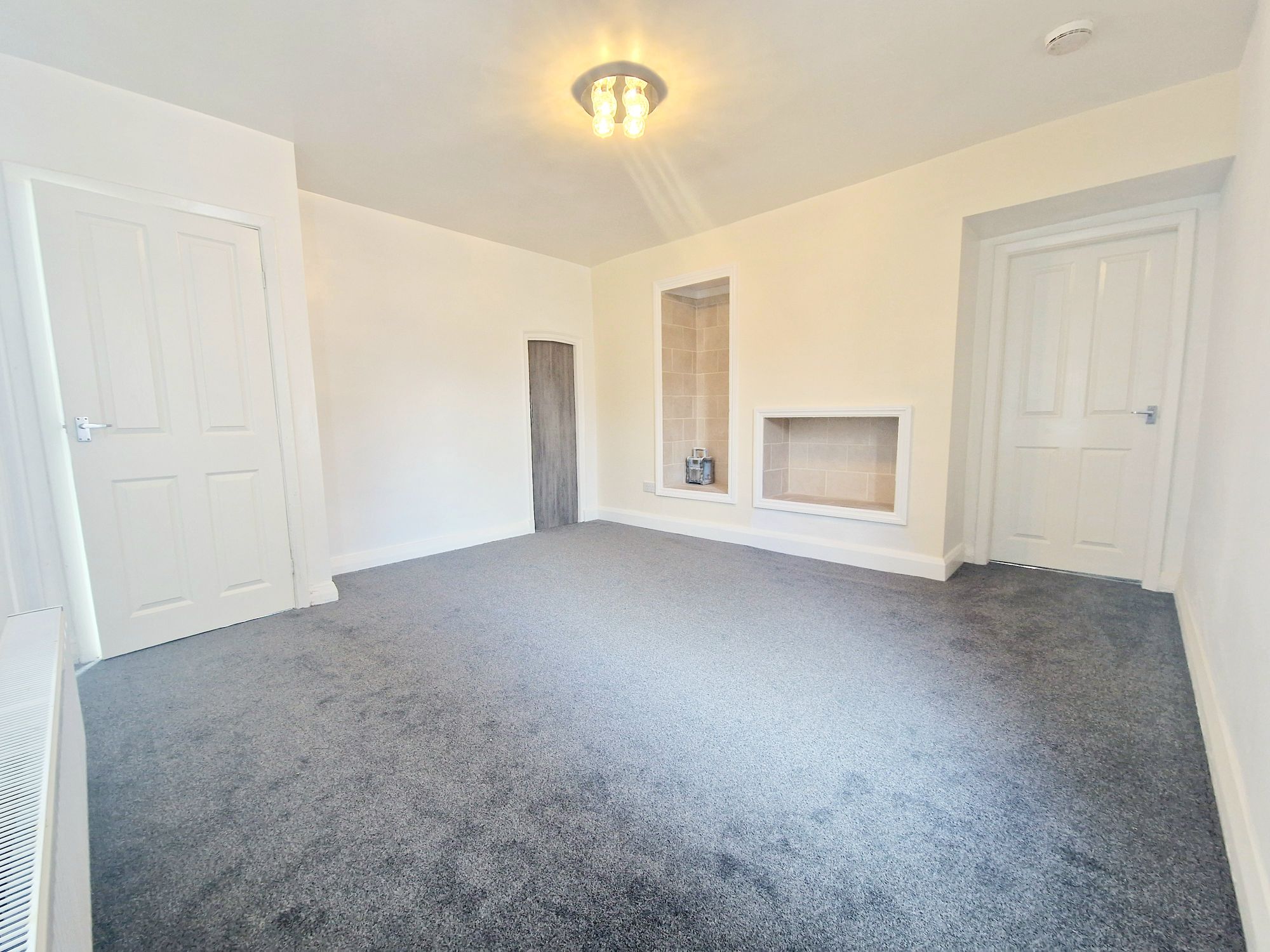 9 Halliday Road, Manchester photo 5