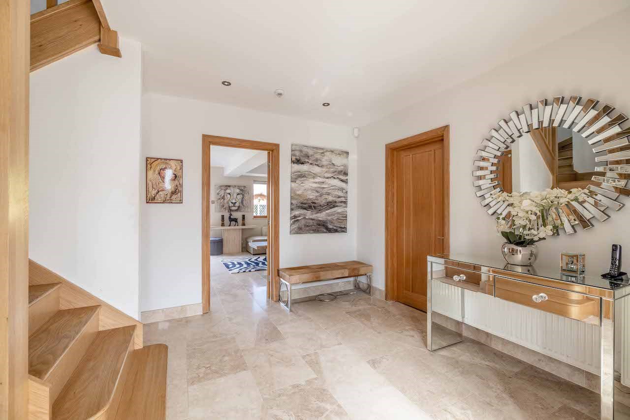 Photos of Denham Lane, Chalfont St Peter SL9 66720320 PrimeLocation