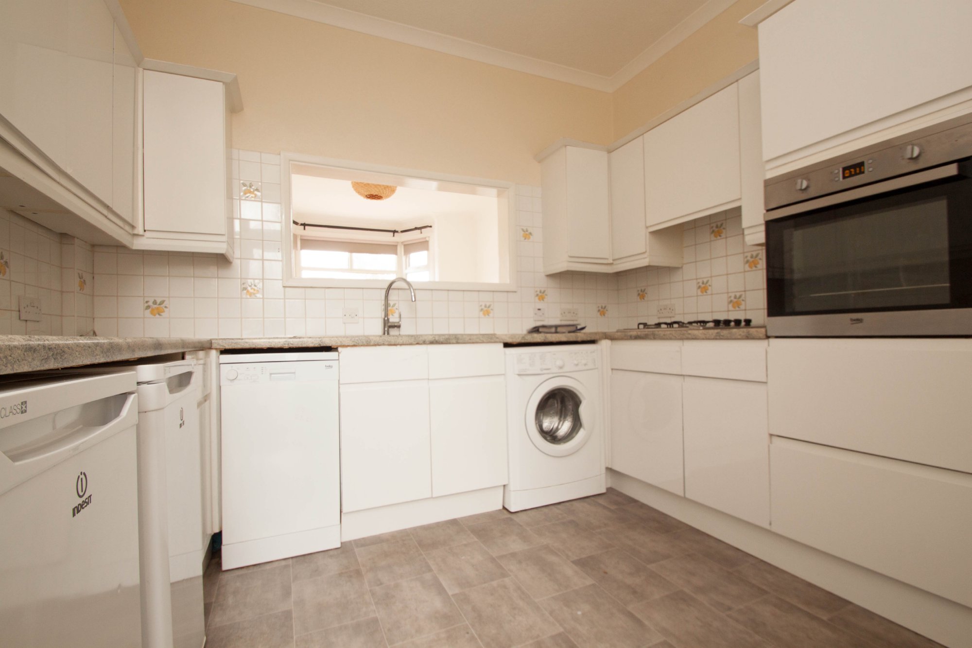 Free property report 64, Oakleigh Road South, London, N11 1LA Chimnie