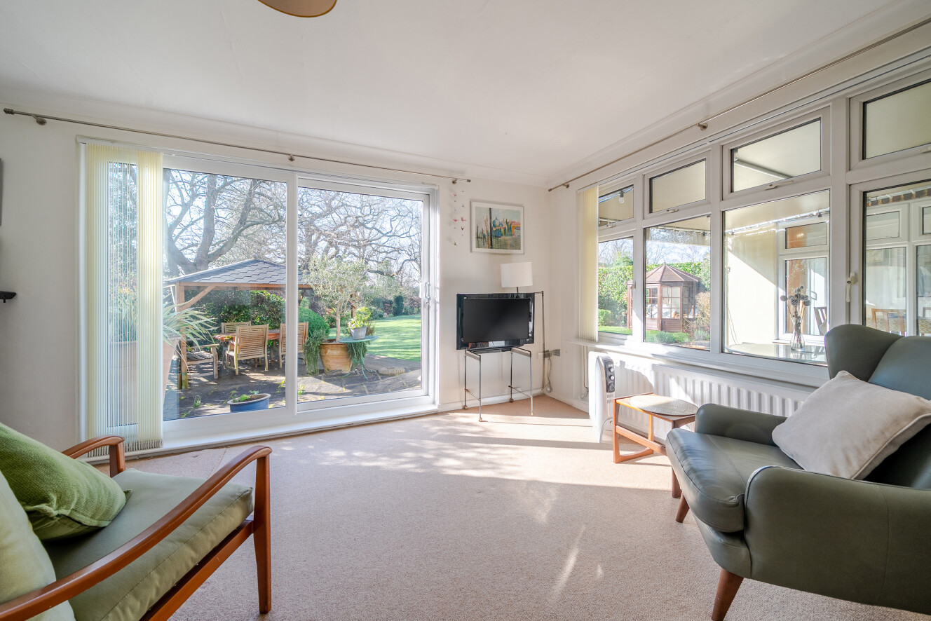 4 bedroom detached house for sale 0