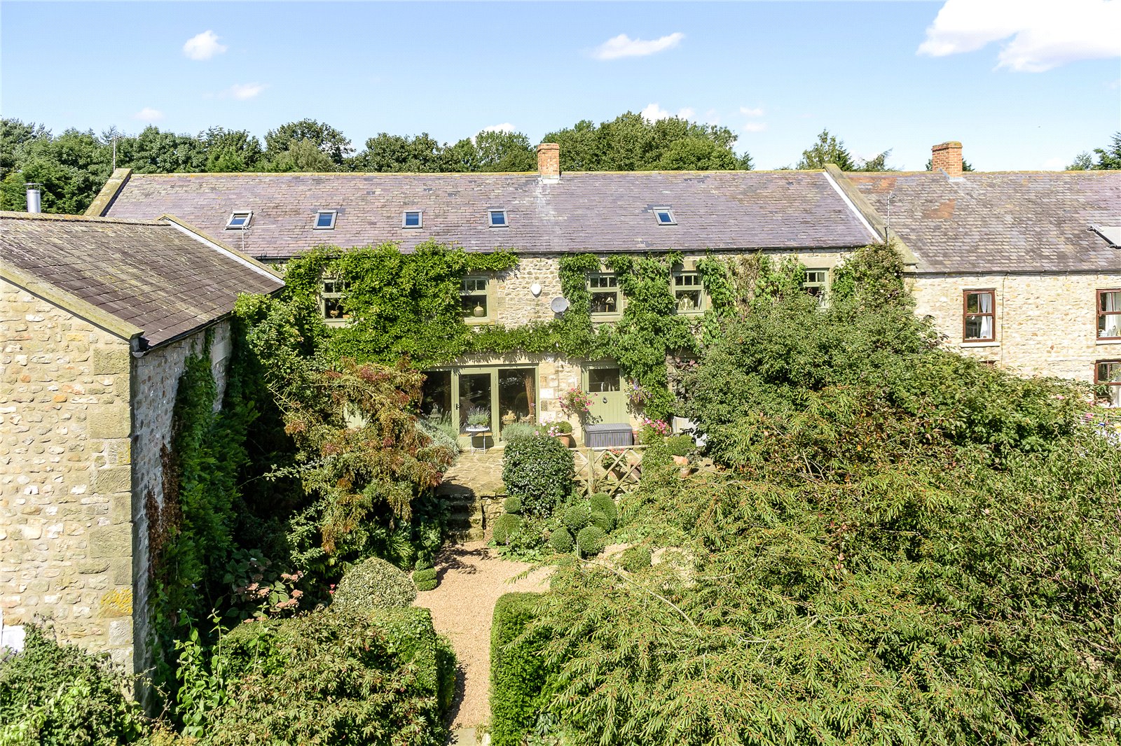 5 bedroom terraced new house for sale