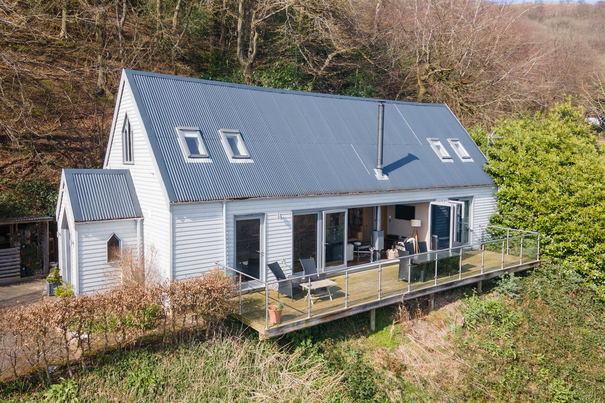 Photos of Holywell Road, Malvern, Worcestershire WR14 64470698