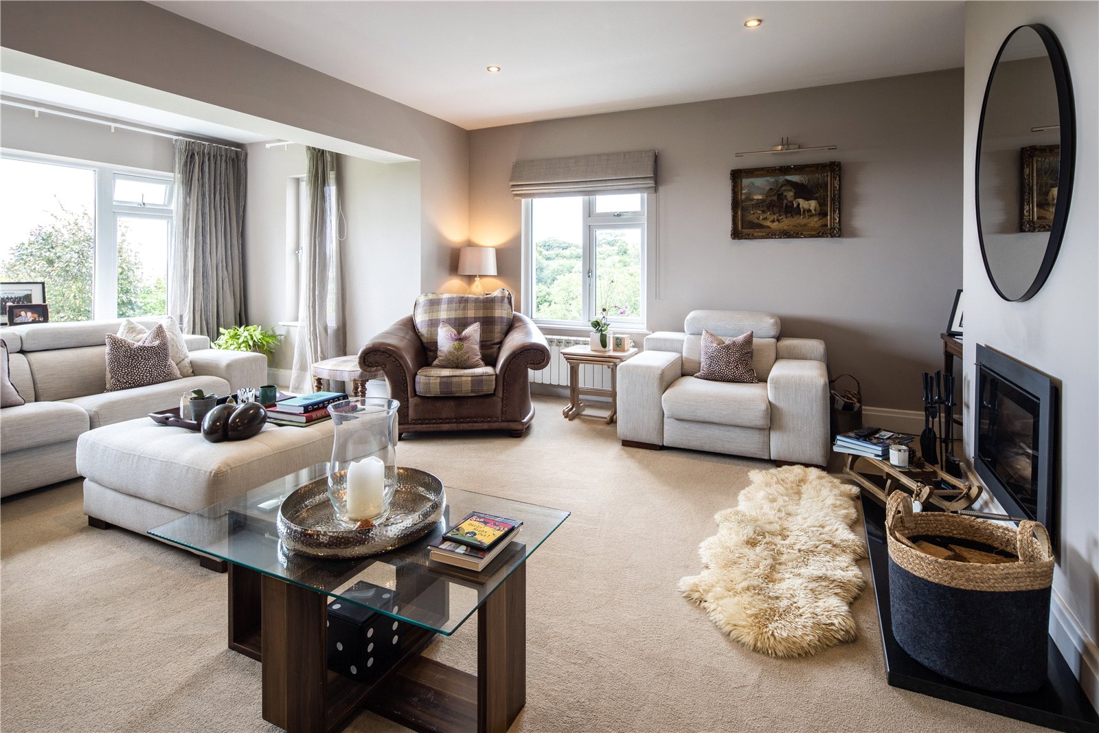 4 bedroom detached house for sale 0