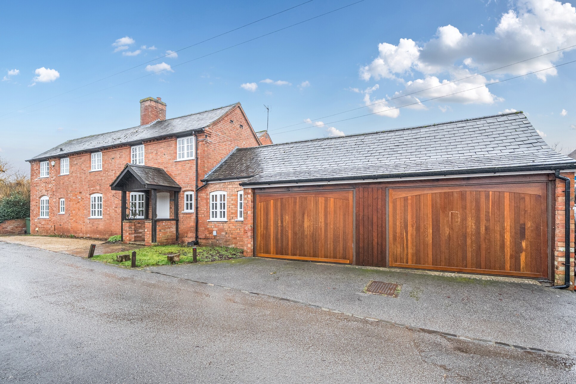 4-bed detached on Righ House, Righ House, Moreton Morrell, £800,000