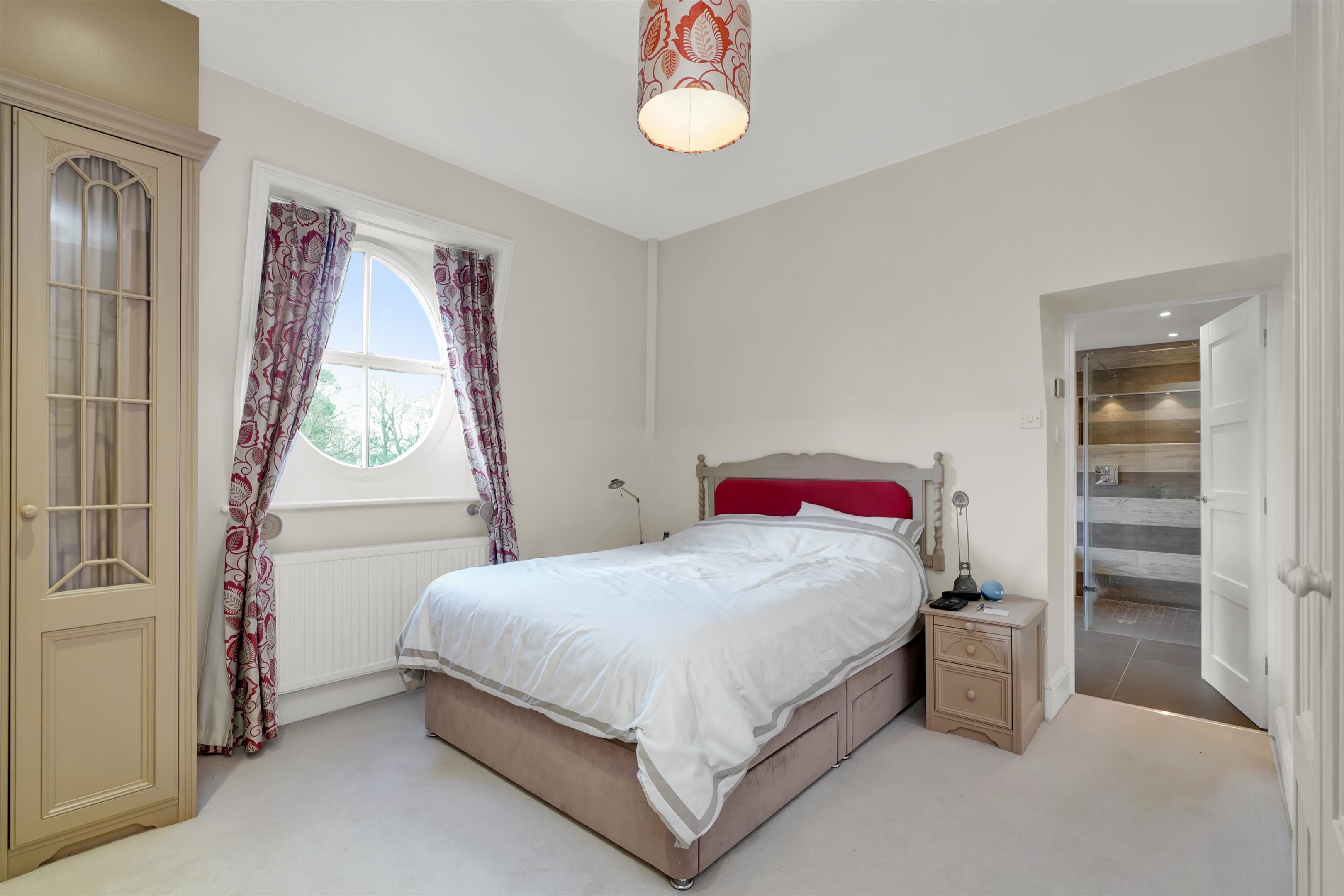 Photos of More Lane, Esher, Surrey KT10 61295575 PrimeLocation