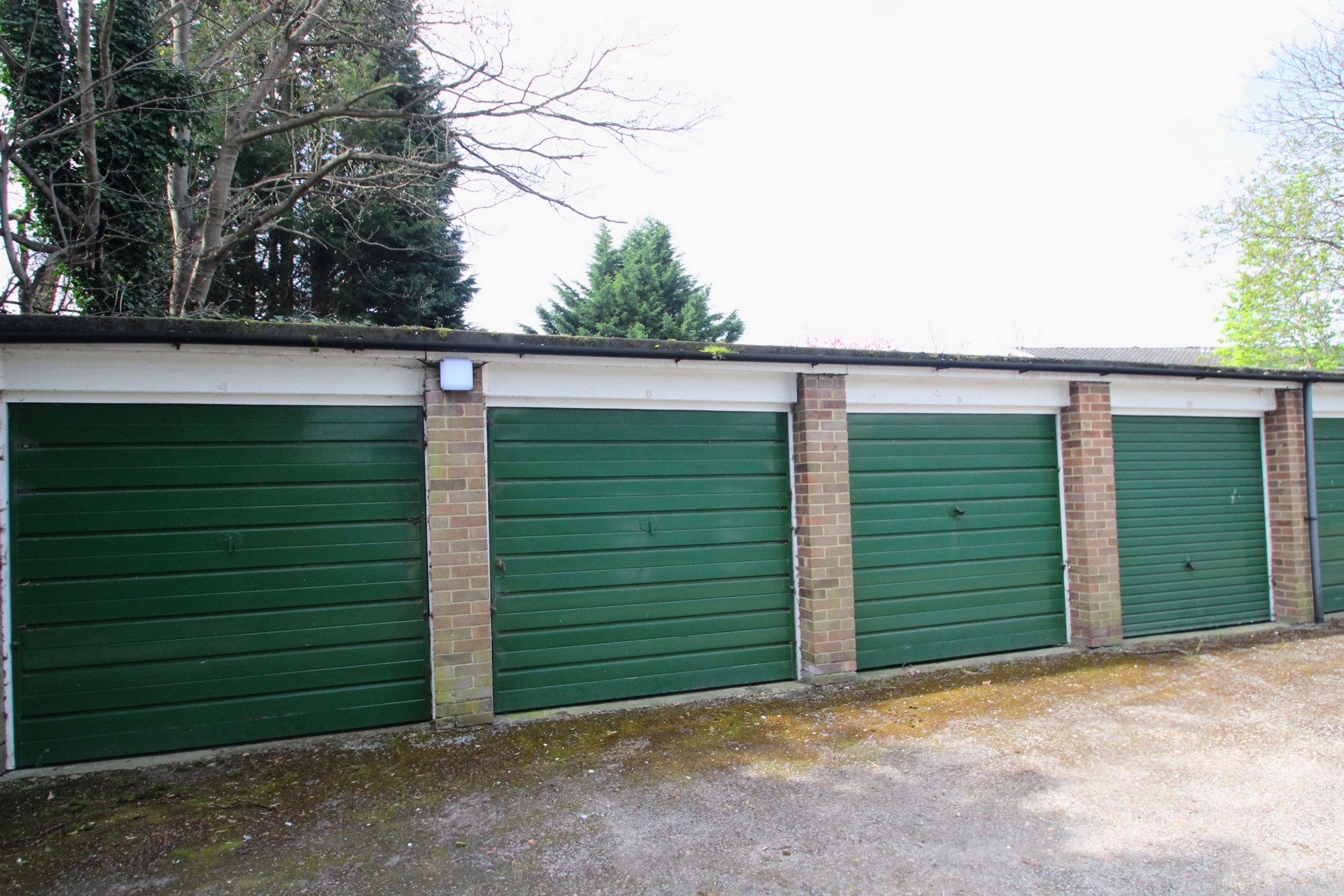 Garage 6, Tavistock Road, Kent photo 2