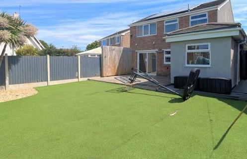 Hampton Close, Neston photo 4
