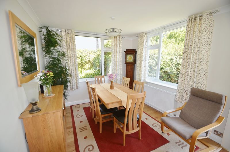 Free property report 4 Winters Lane, Portesham, DT3 4ES Chimnie