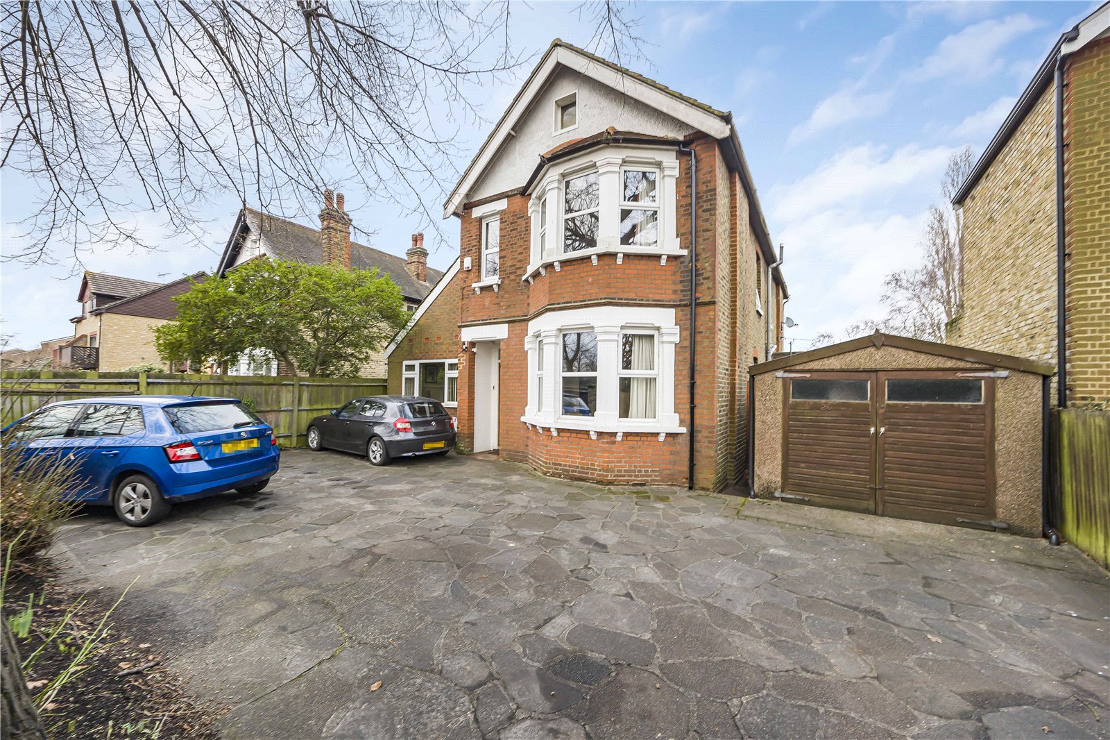 5 bedroom detached house for sale 0