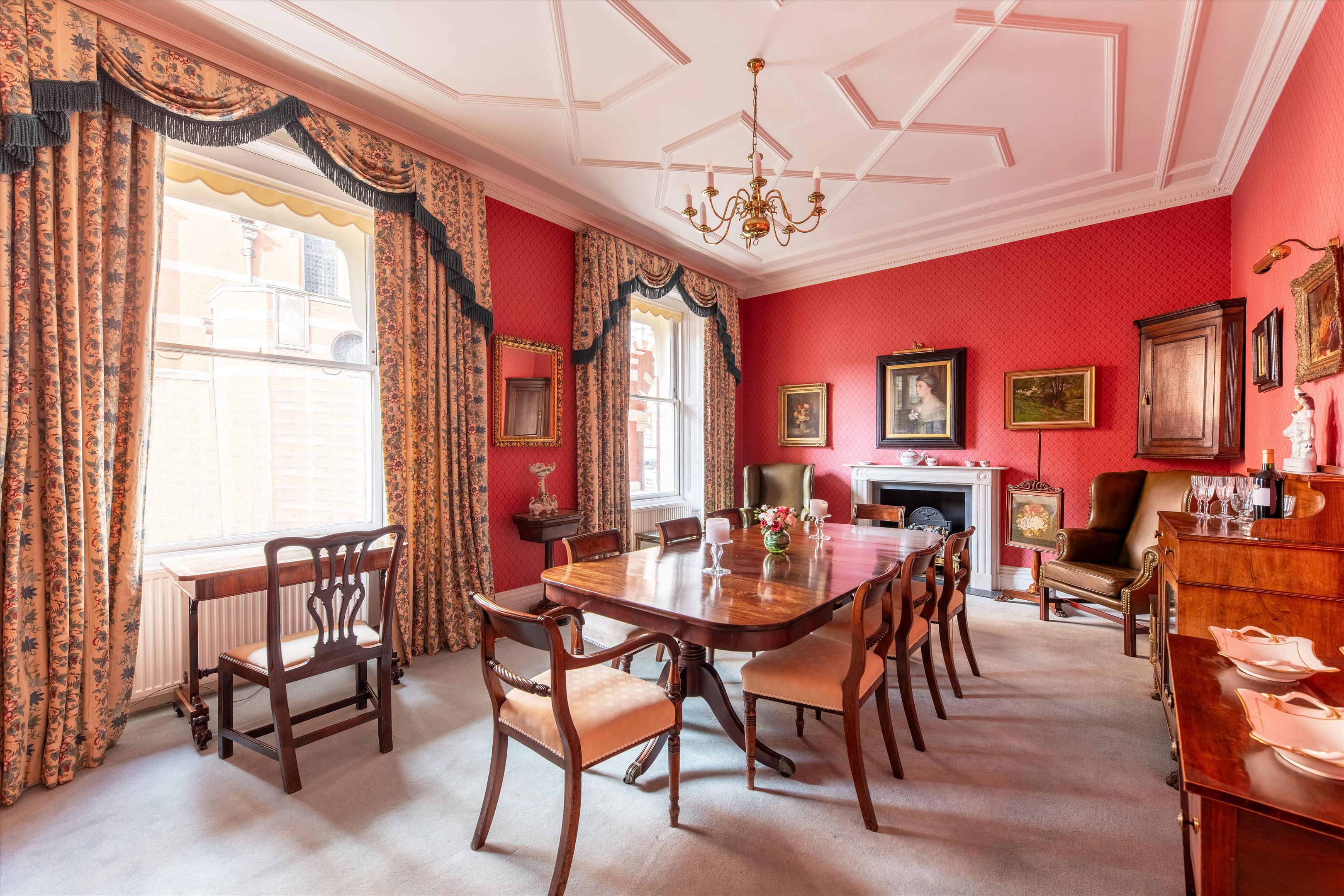 3 bedroom flat for sale 0