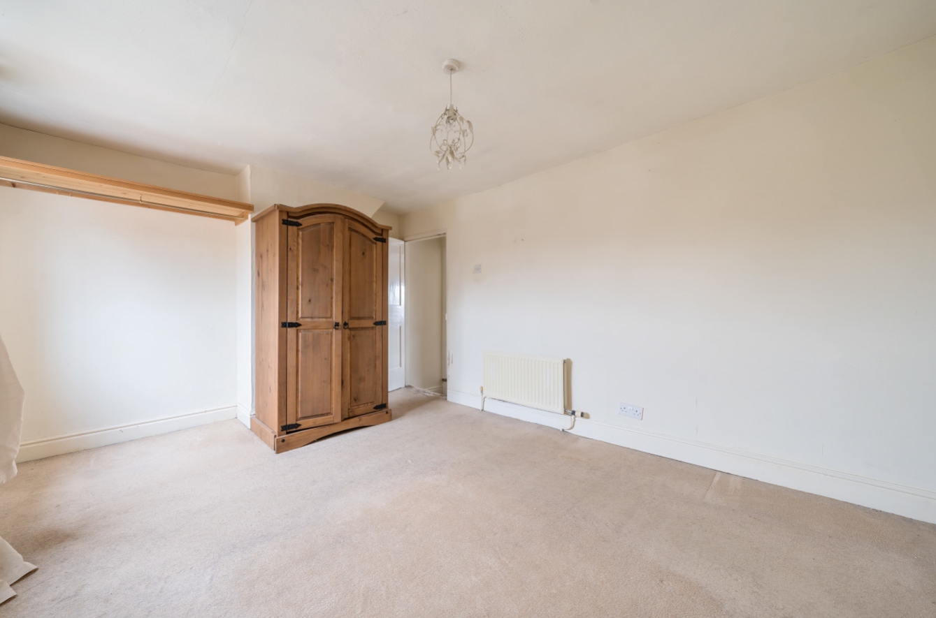 Photos of North Parade, Grantham, Lincolnshire NG31 66297039