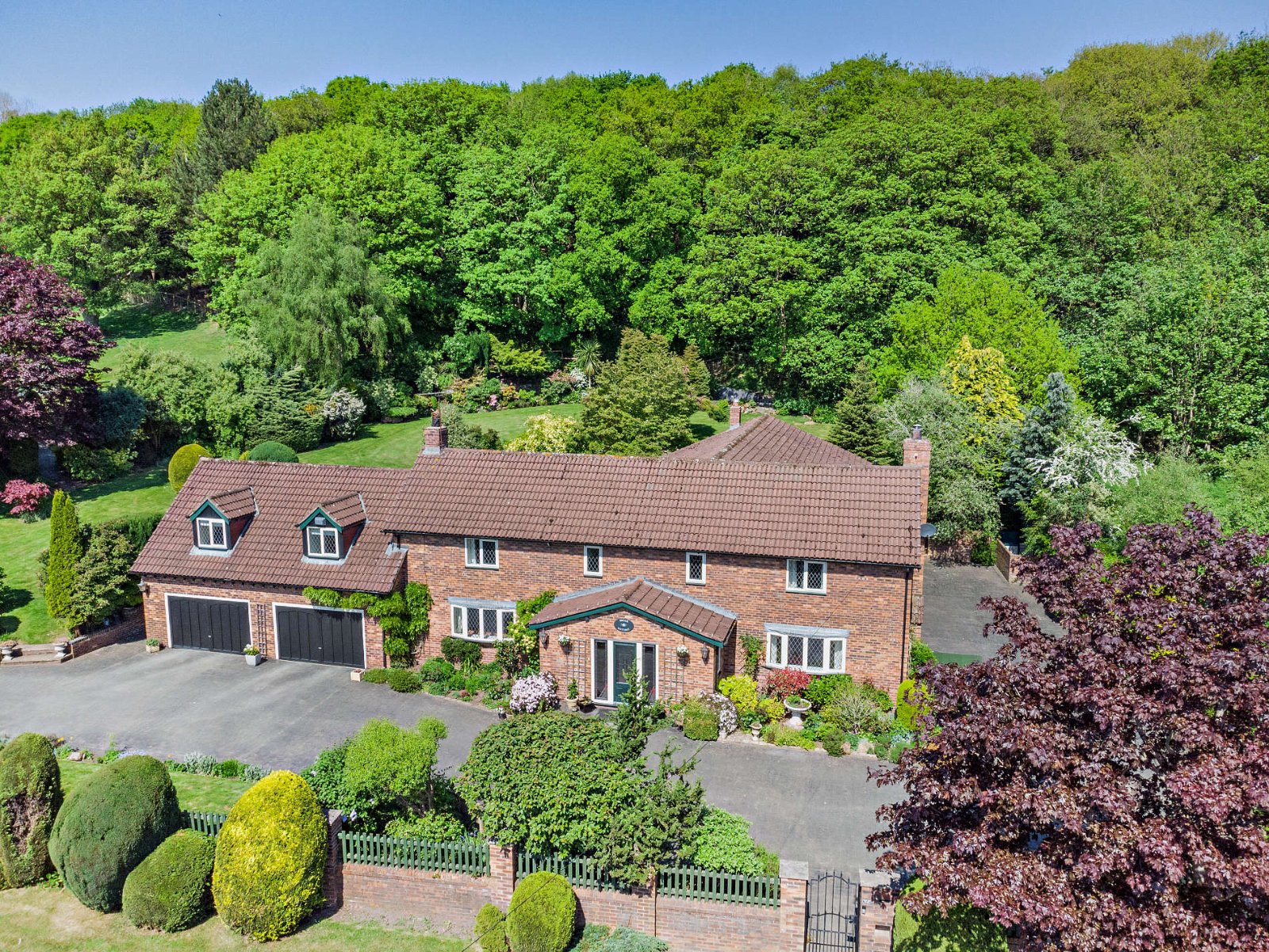 3 bedroom mews house for sale