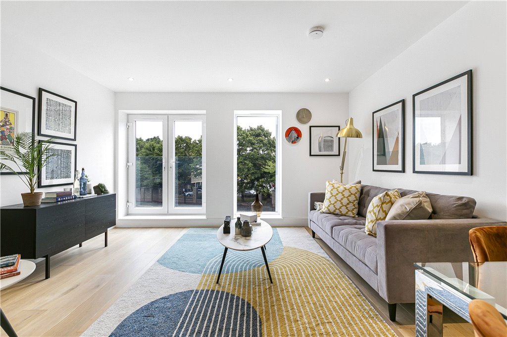 Flat 3, Solar Court,, Windmill Place, Southall photo 4