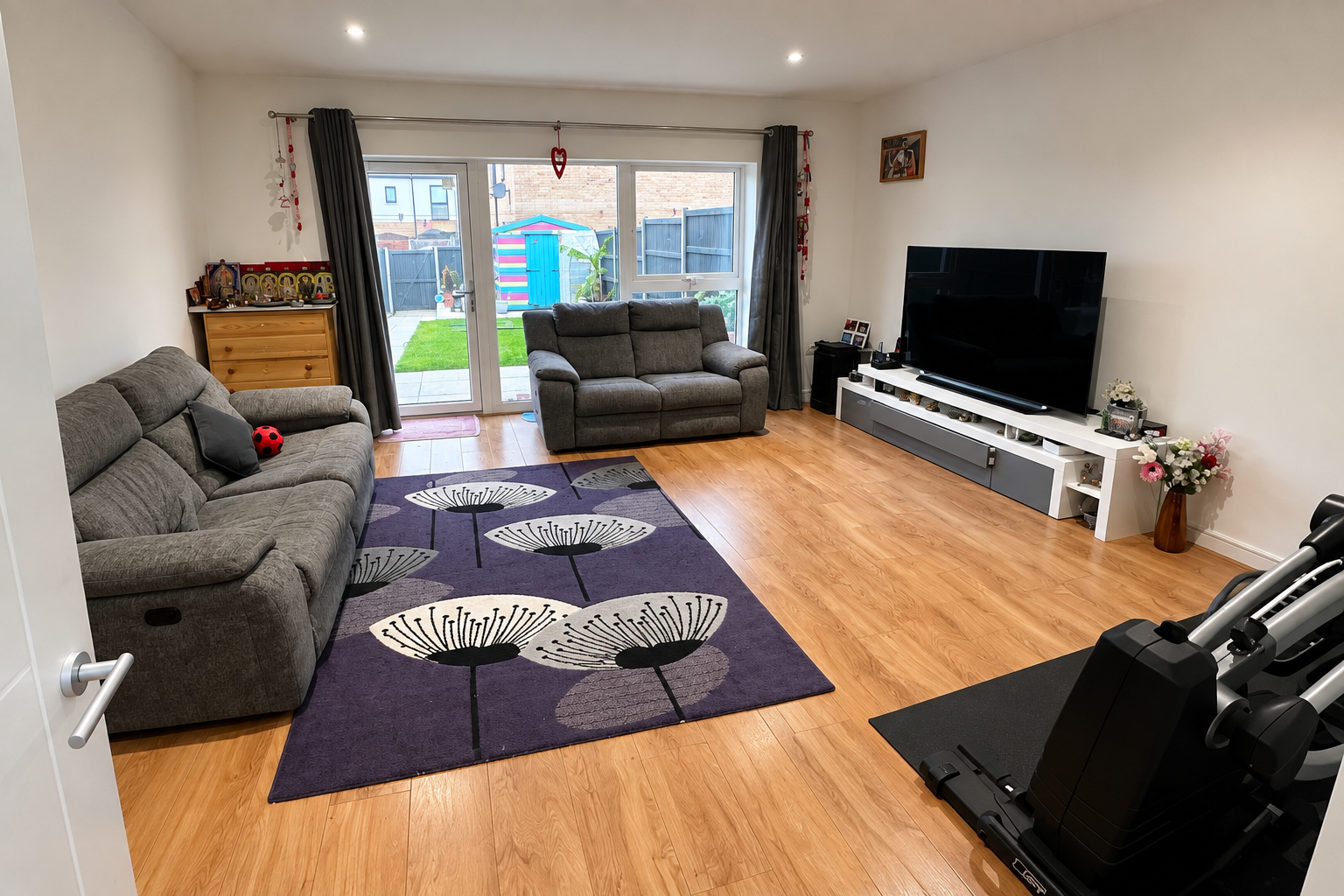 7, Ellis Avenue, Dagenham photo 3