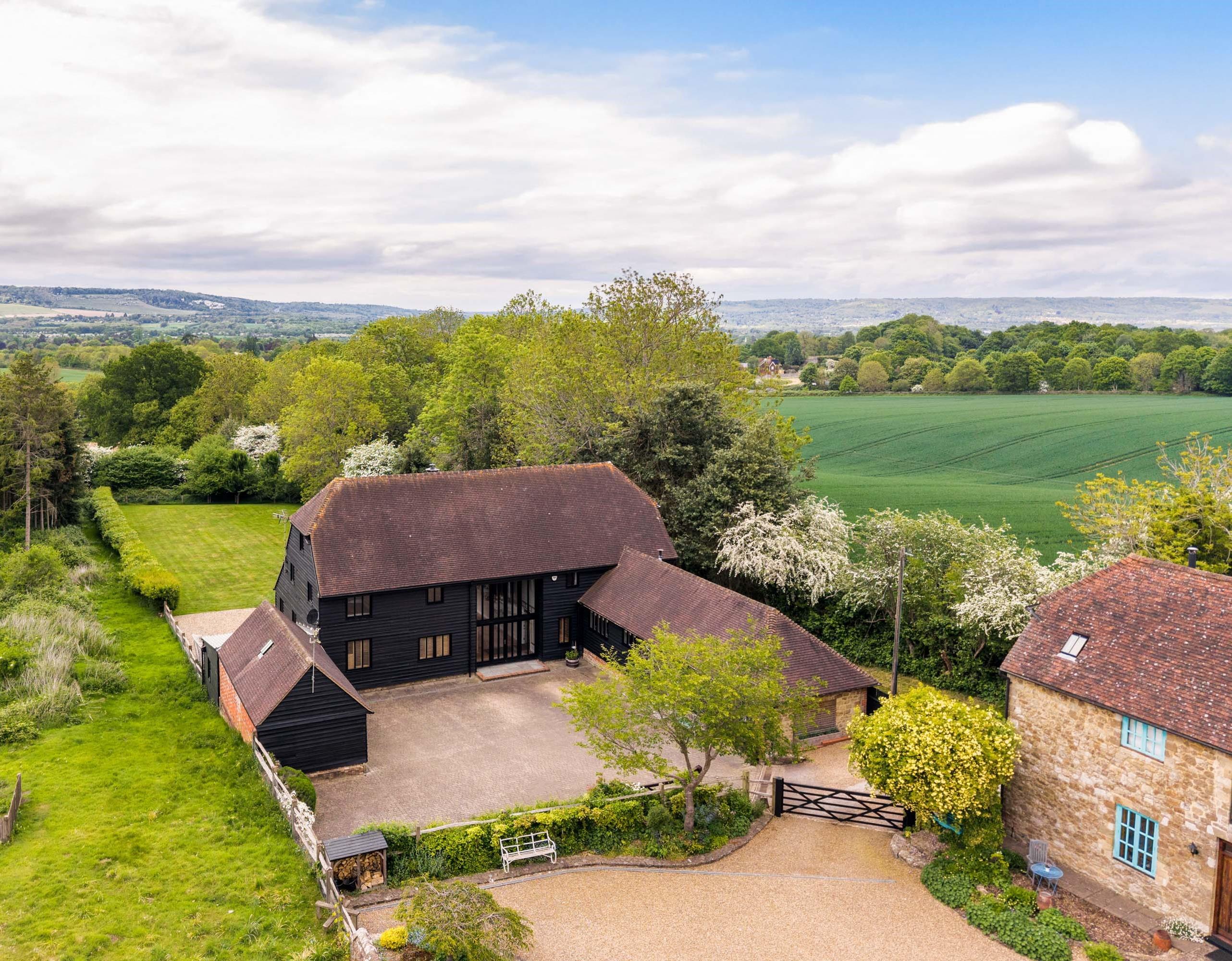 5 bedroom terraced house for sale