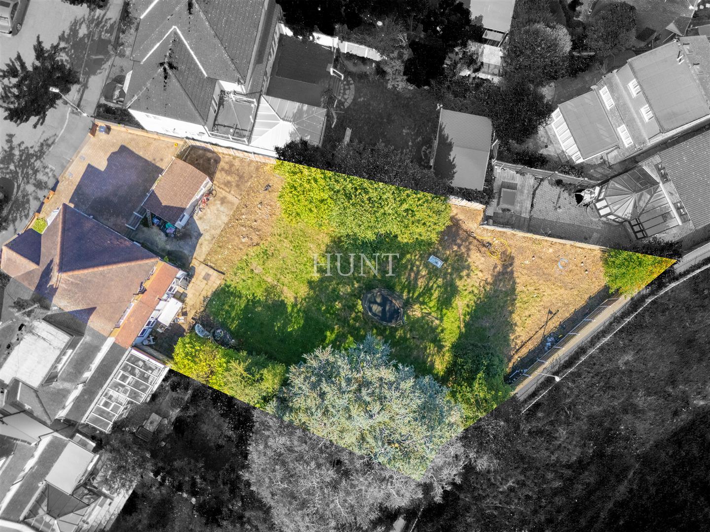 3 bedroom semi-detached house for sale 0