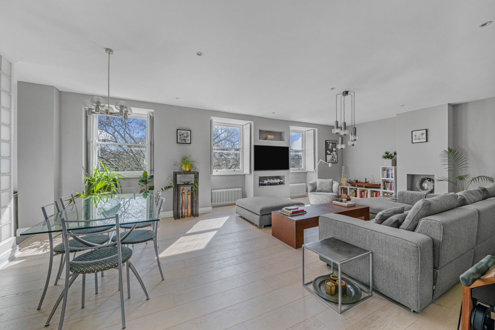 3 bedroom flat for sale 0