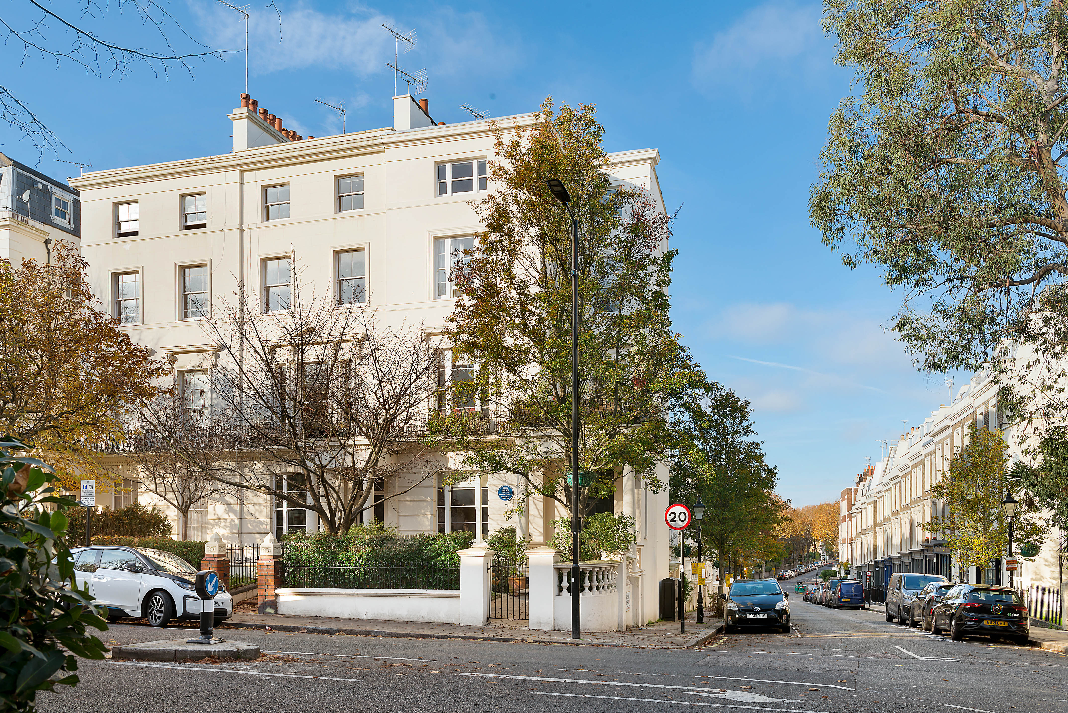 4 bedroom end terrace house for sale 0