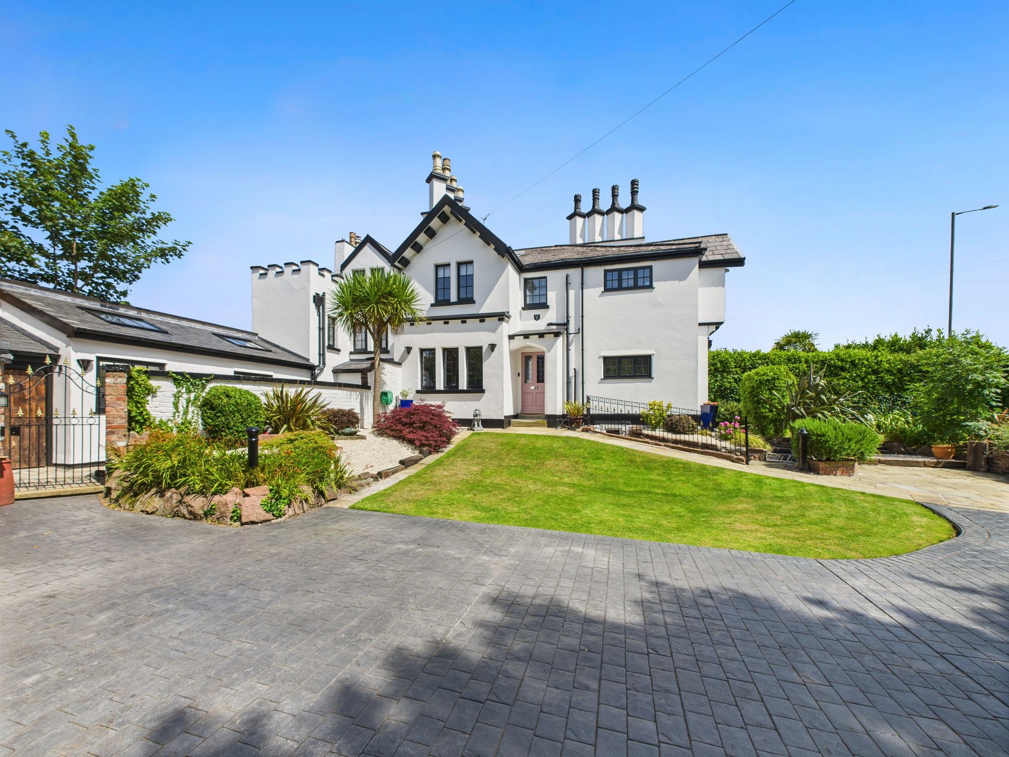 5 bedroom detached new house for sale