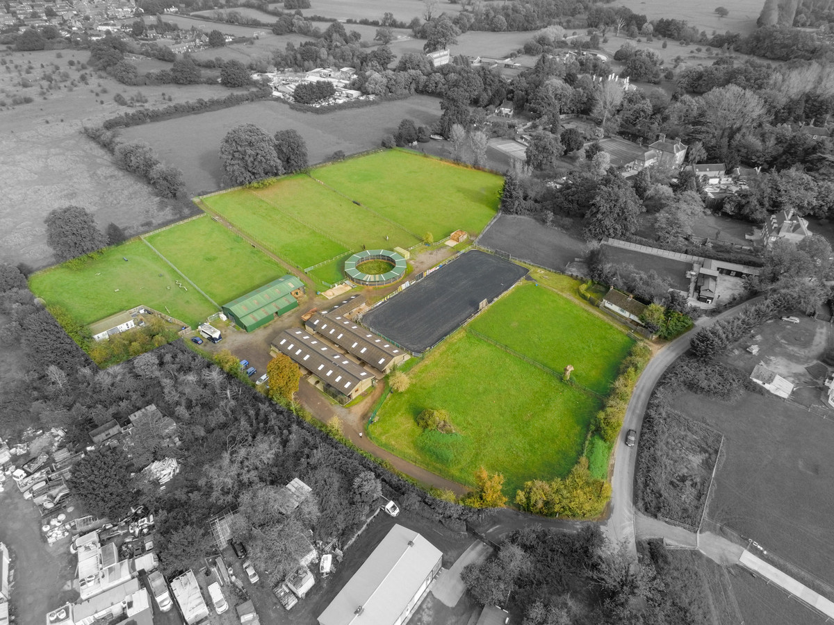 2 bedroom detached house for sale 0