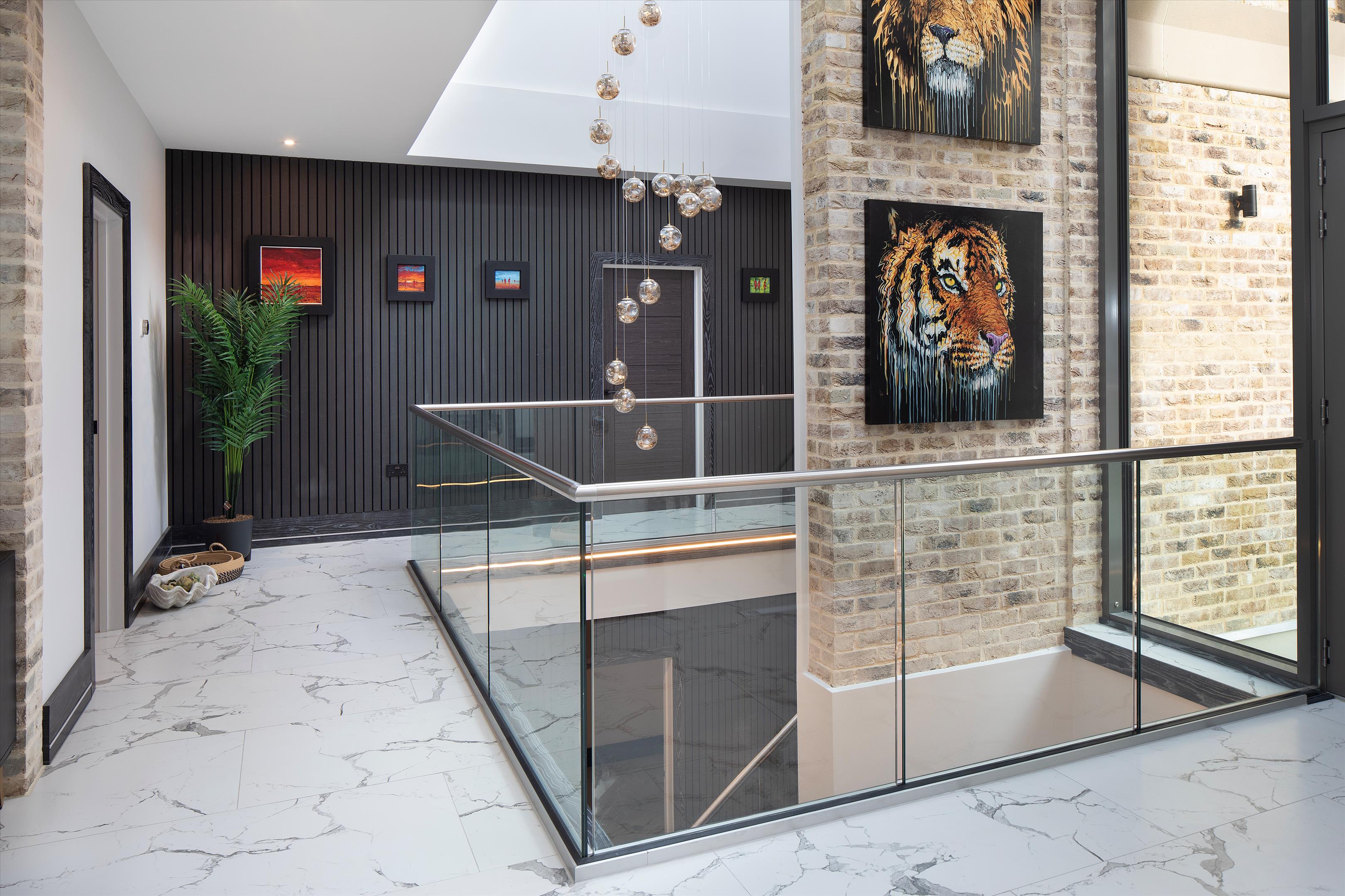 5 bedroom detached house for sale 0