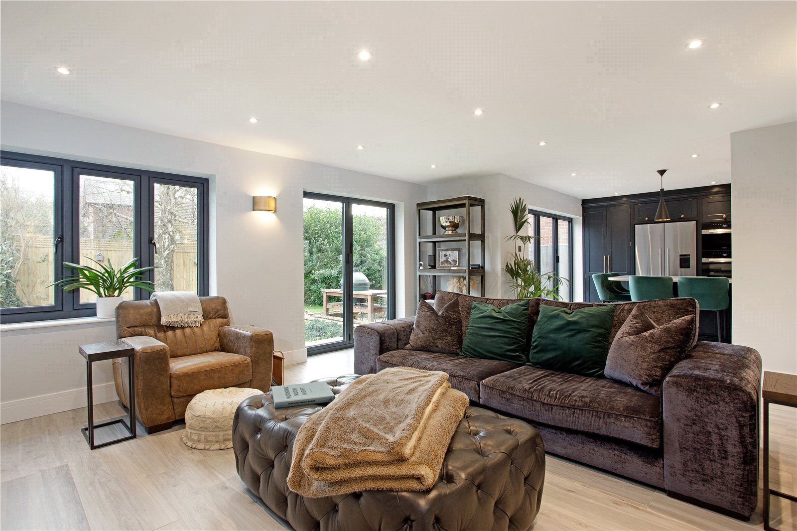 4 bedroom country house for sale 0