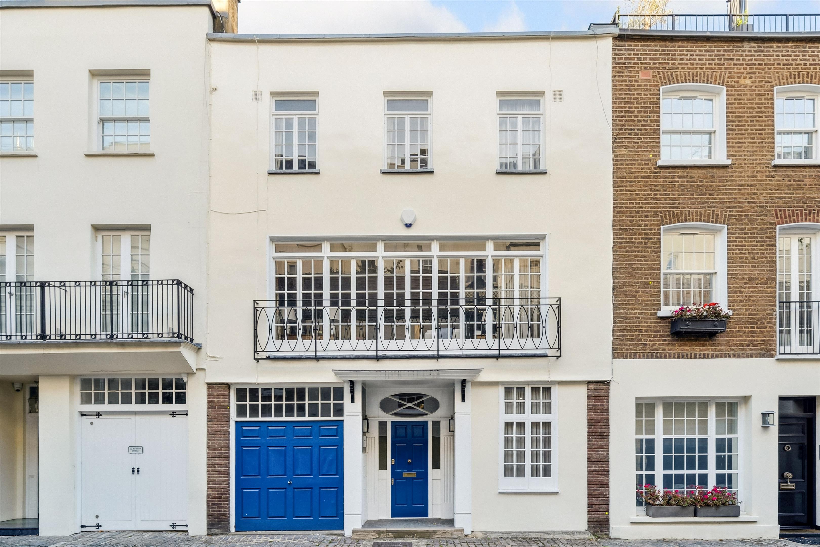 5 bedroom terraced house for sale 0