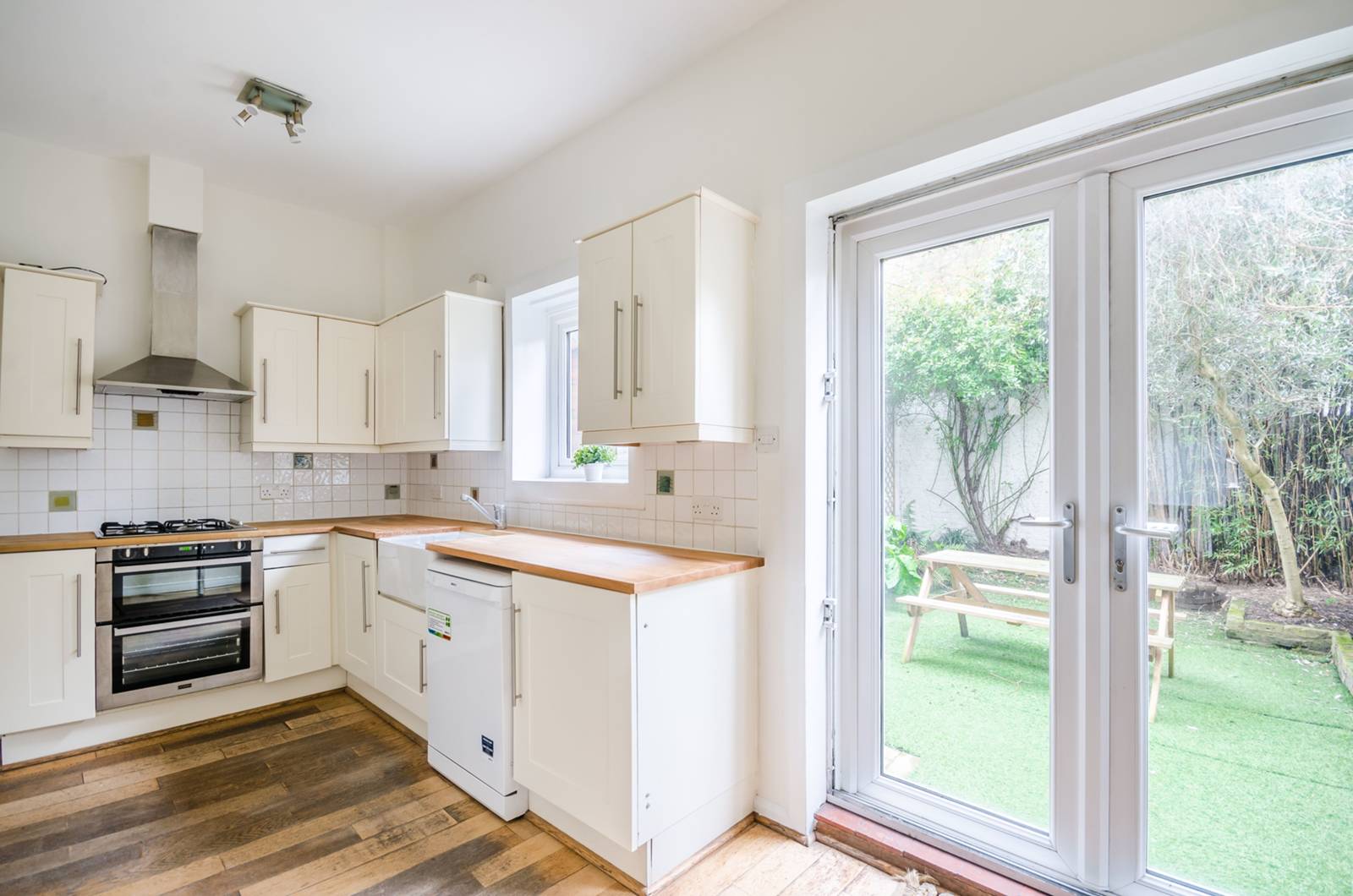 Photos of Harwood Road, Fulham Broadway, London SW6 67274858