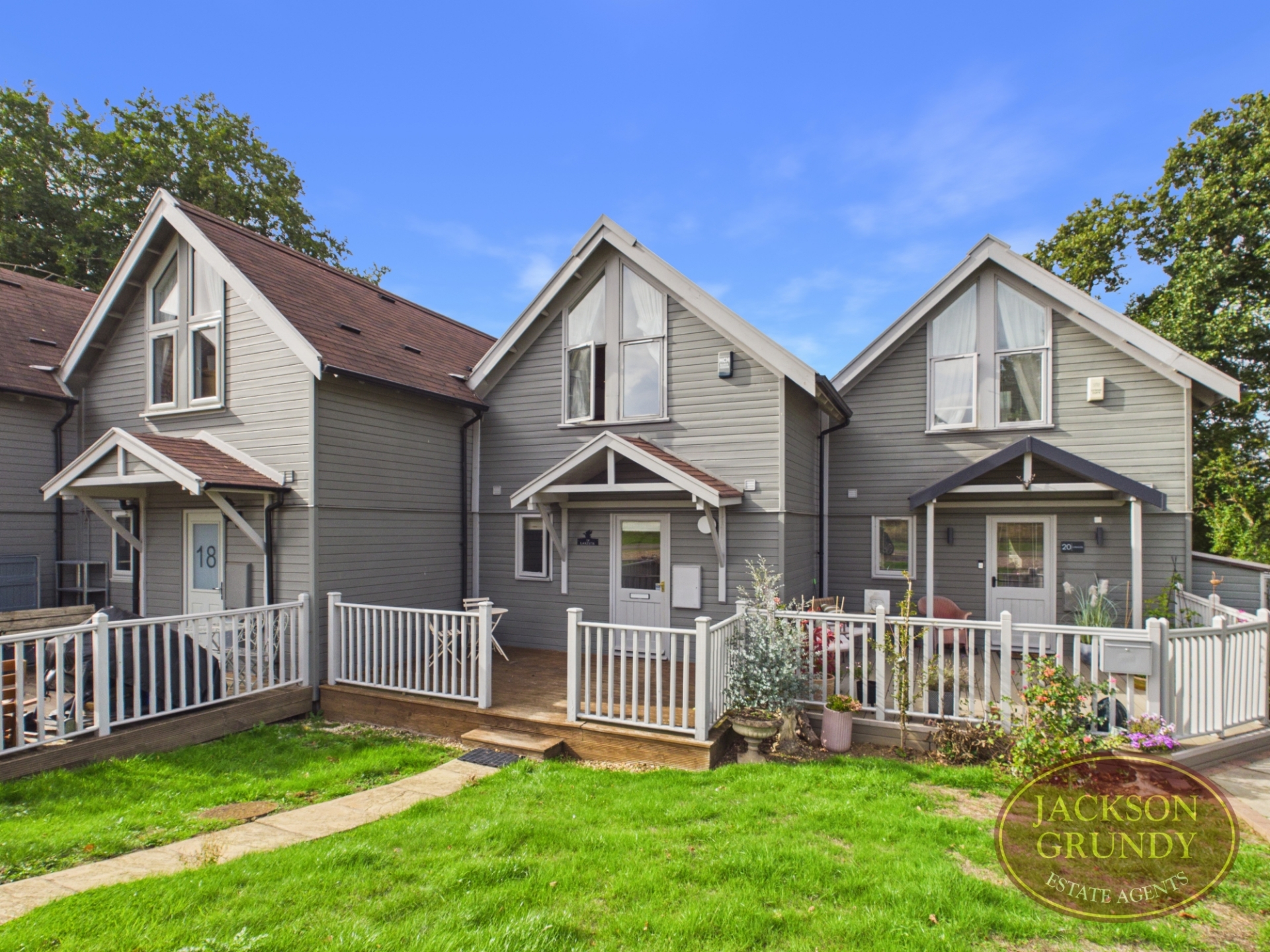3 bed terraced house for sale