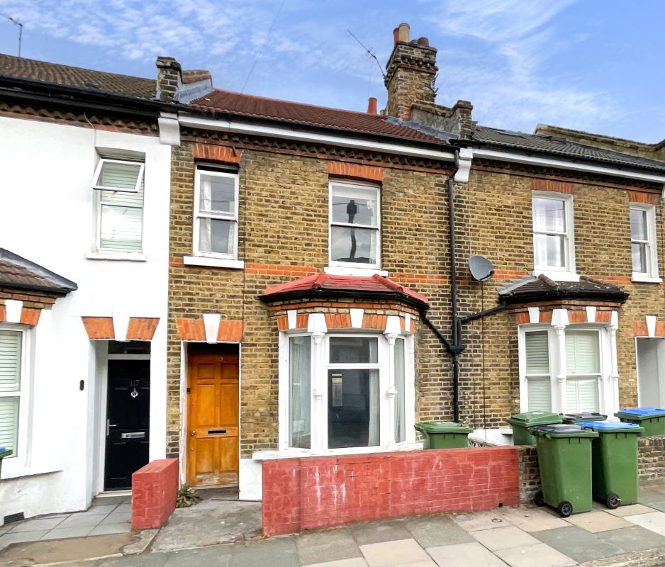 119, Troughton Road, Charlton photo 2