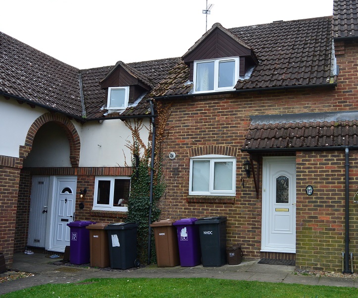 2 Bedrooms Terraced house to rent in Princes Mews, Royston, Herts SG8