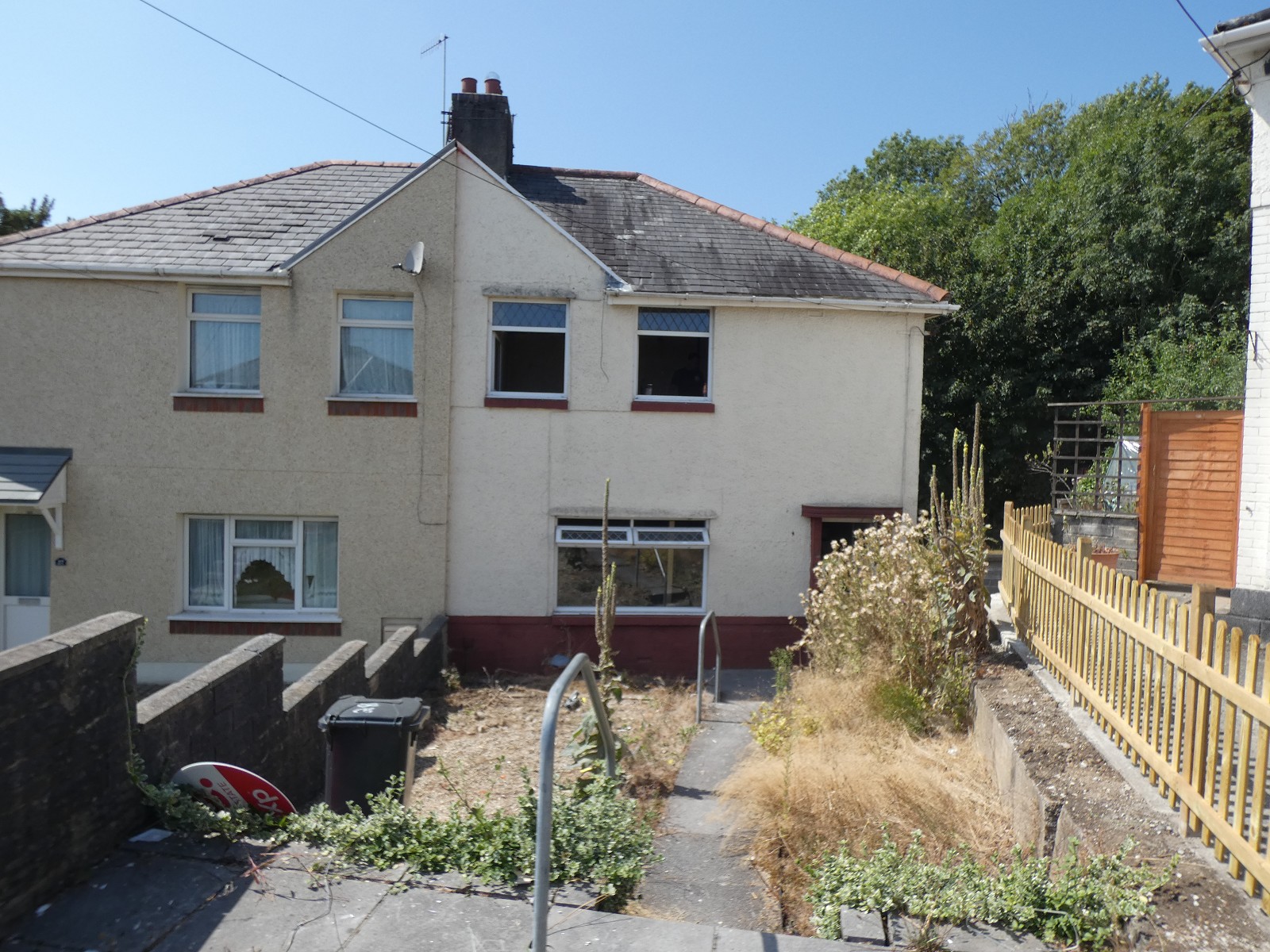 28, Cwrt Y Clafdy, Skewen photo 4