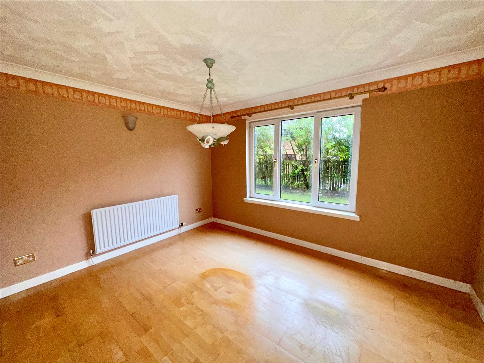 Photos of Baltersan Gardens, Quarter, Hamilton, South Lanarkshire ML3