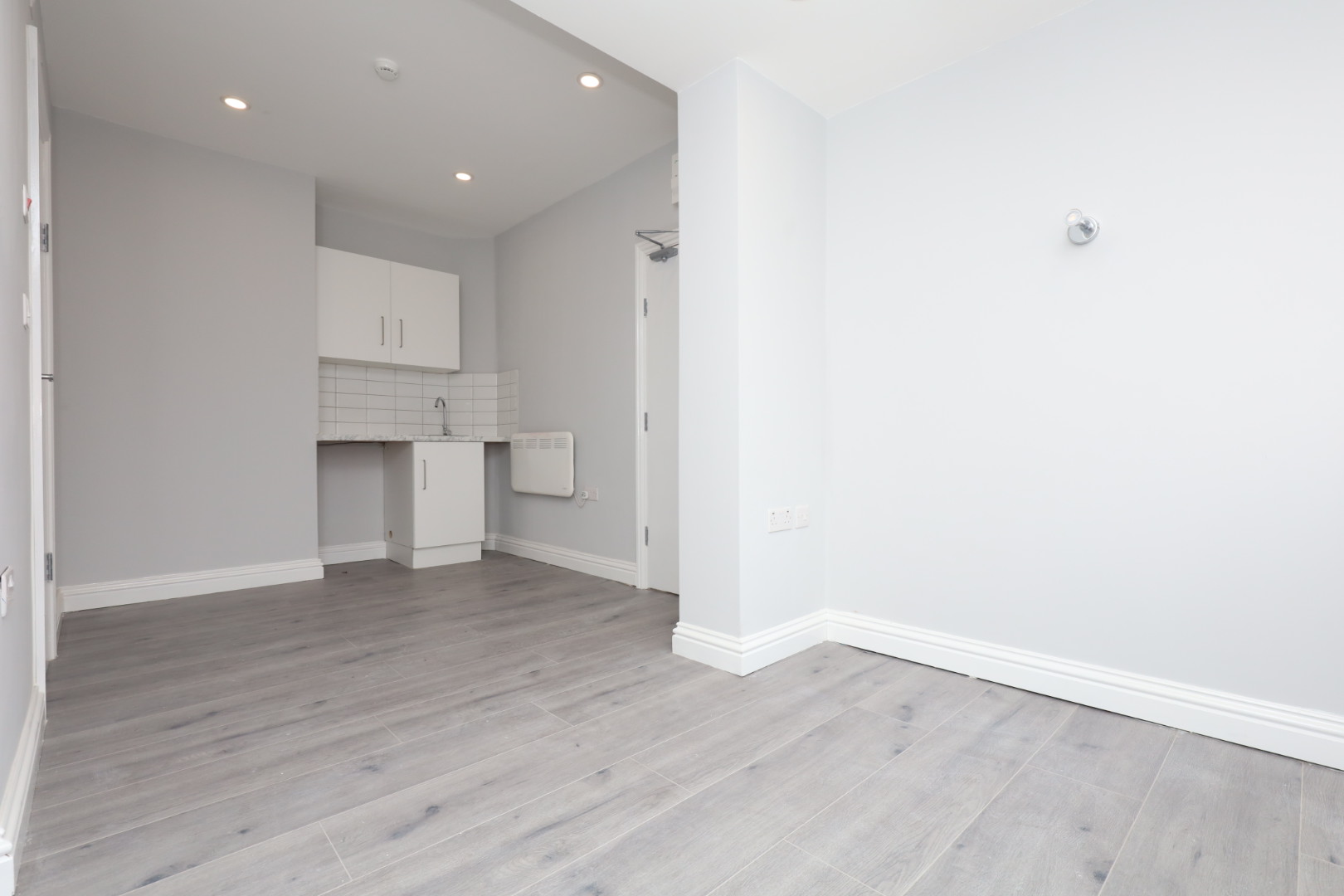 Windmill Lane, Greenford photo 5