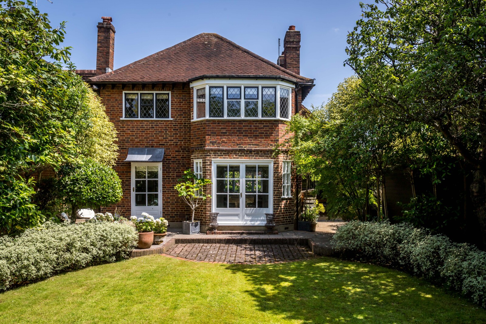 3 bedroom detached house for sale 0