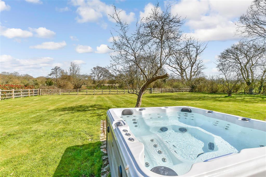 4 bedroom detached bungalow for sale 0