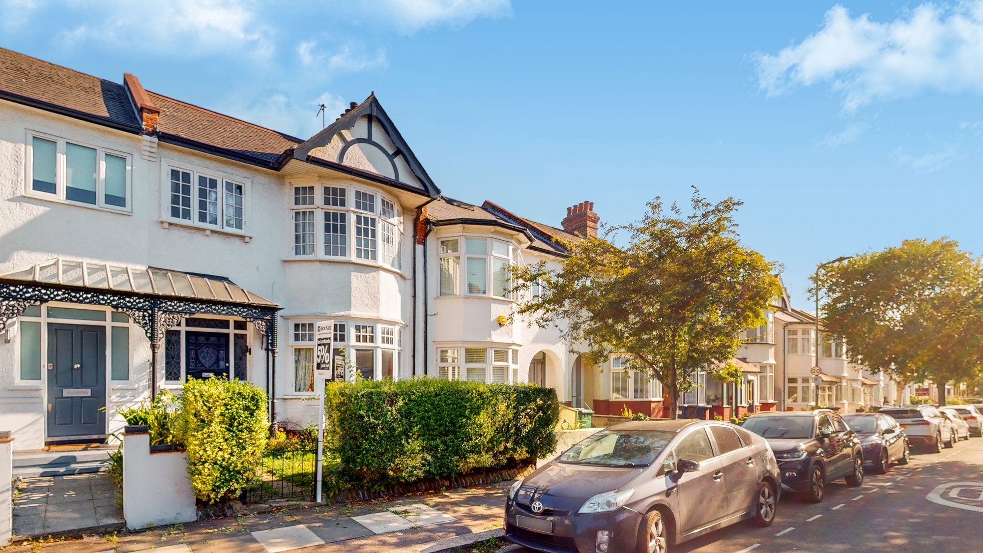 33 Caddington Road, London photo 2