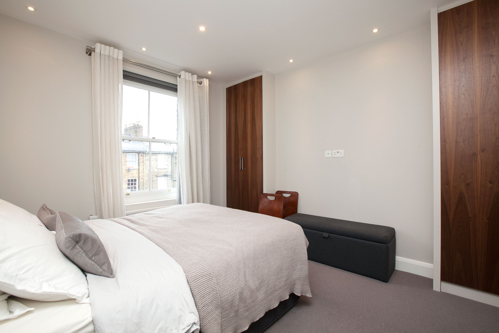 oakley beds oakley beds