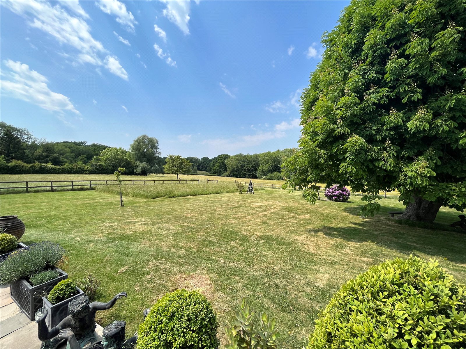 4 bedroom detached house for sale 0