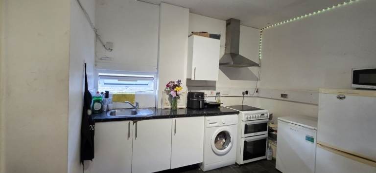 Romford Road, London photo 5