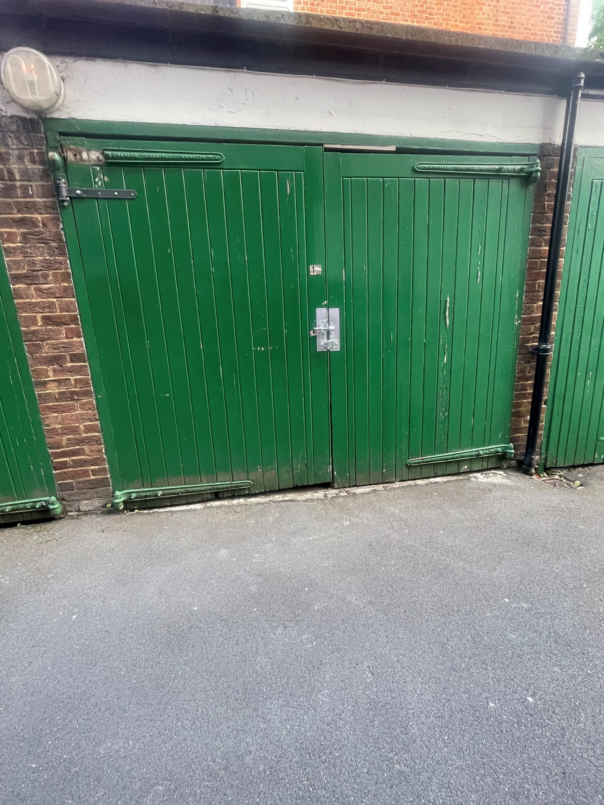 Garage, Embassy House, London photo 5