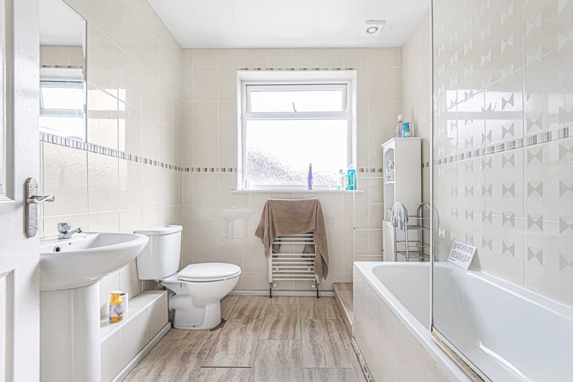 Photos of Chiltern Crescent, Reading RG6 64022717 PrimeLocation