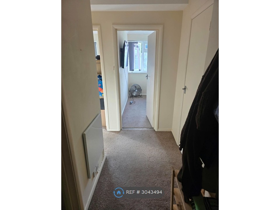 Flat, Saffrons Court Downview Road, Worthing photo 4
